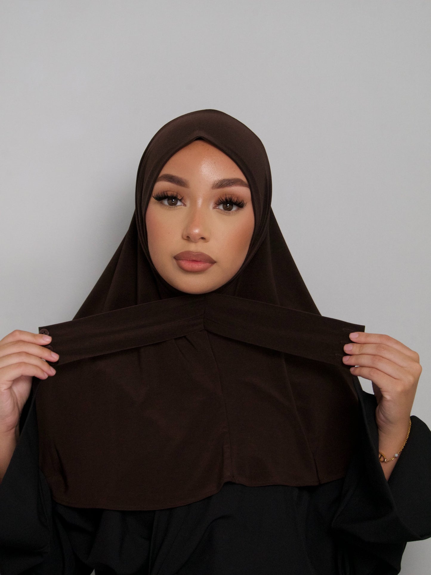 BROWN BUTTON INSTANT HIJAB