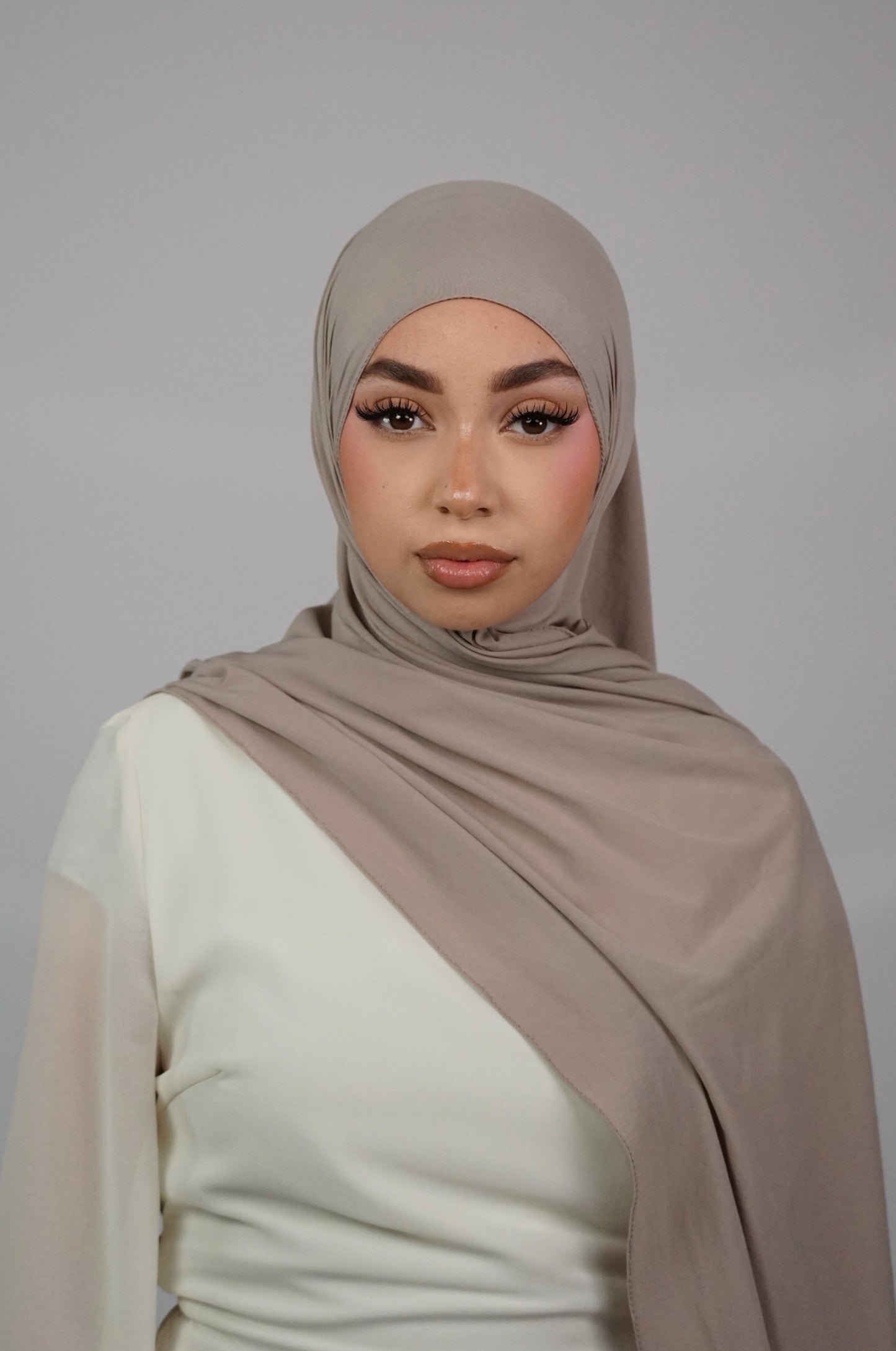 BEIGE AIR HIJAB