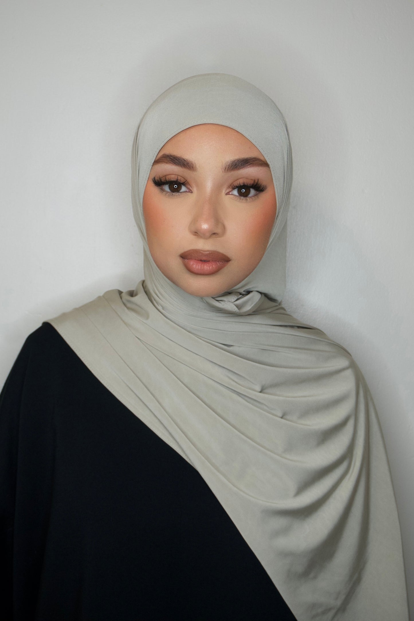 CHALK BEIGE LIQUID JERSEY HIJAB