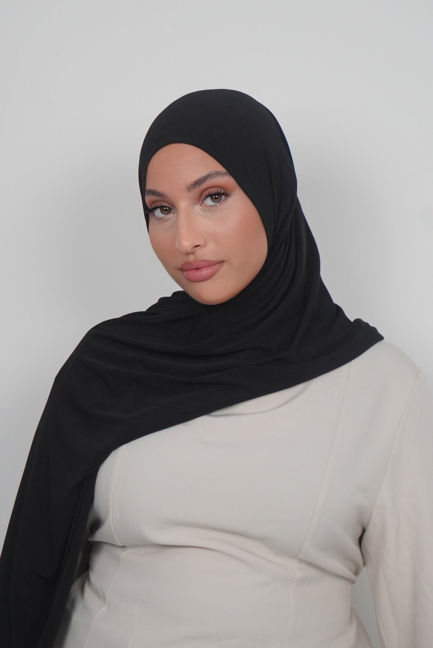BLACK LUXE PREMIUM JERSEY HIJAB