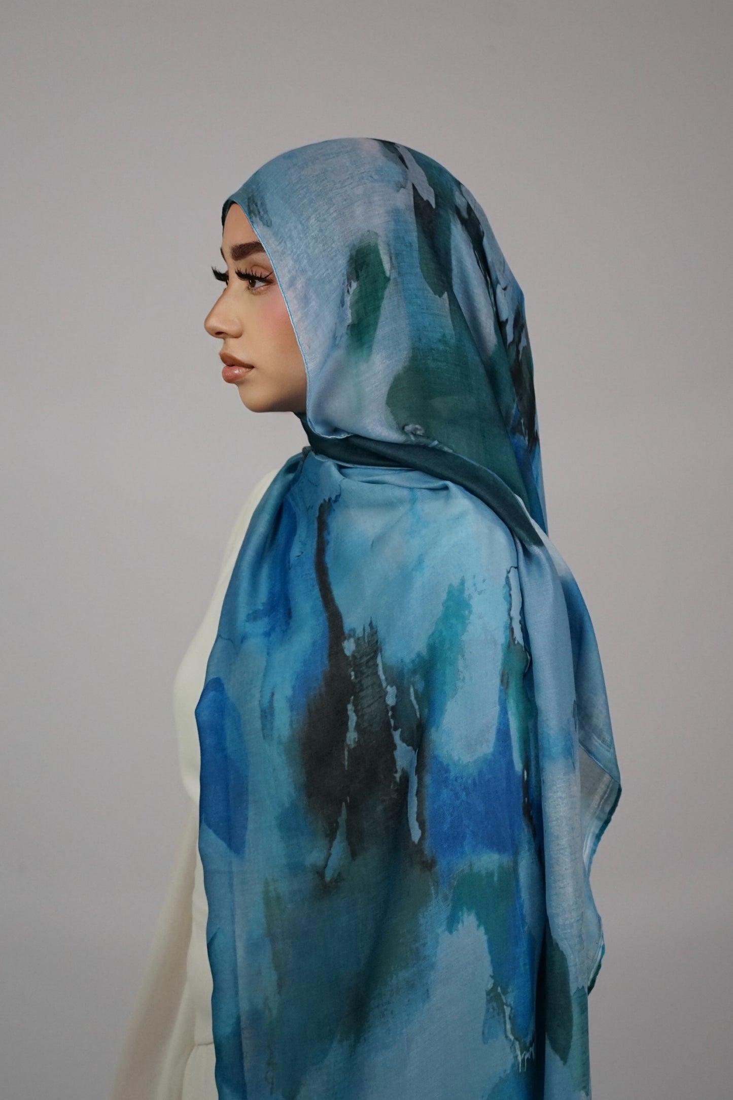 BAHAMAS MODAL HIJAB